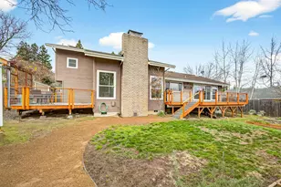 1075 Green Meadows Way, Ashland, OR 97520 - Photo 45