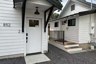 852 NW Columbia St, Bend, OR 97703 - Photo 25