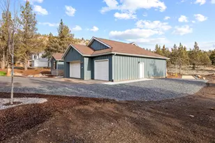 5730 Engleman Spruce Way, Klamath Falls, OR 97601 - Photo 13