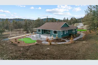 5730 Engleman Spruce Way, Klamath Falls, OR 97601 - Photo 37