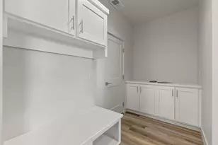 1216 Vine Maple Dr, Klamath Falls, OR 97601 - Photo 47