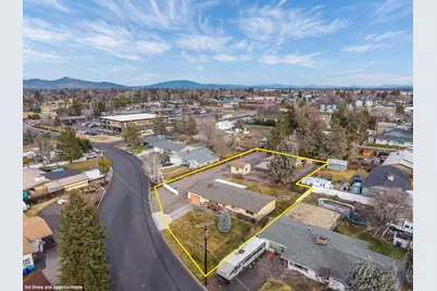 1066 SW Canyon Drive, Redmond, OR 97756 - Photo 31