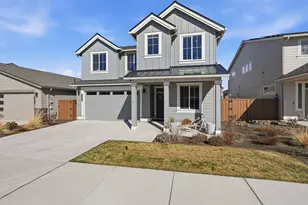 3026 NE Red Jasper Pl, Bend, OR 97701 - Photo 1