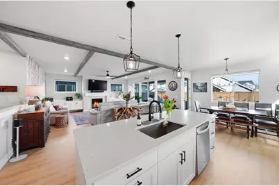 3026 NE Red Jasper Place, Bend, OR 97701 - Photo 11