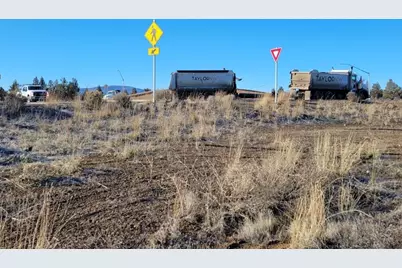 319 SW Tom McCall Road, Prineville, OR 97754 - Photo 5