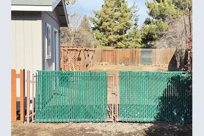 21024 SE Azalia Avenue, Bend, OR 97702 - Photo 17