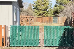 21024 SE Azalia Ave, Bend, OR 97702 - Photo 17