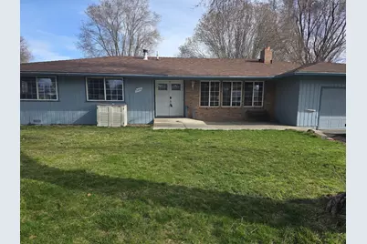 3411 Grenada Way, Klamath Falls, OR 97603 - Photo 1