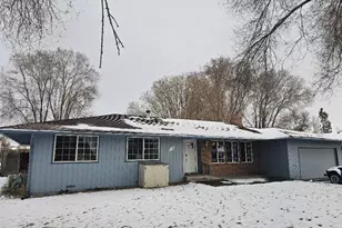 3411 Grenada Way, Klamath Falls, OR 97603 - Photo 1