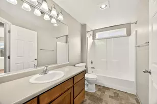 1247 Shafer Ln, Medford, OR 97501 - Photo 17