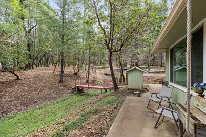 304 Woodlake Drive, Grants Pass, OR 97527 - Photo 35