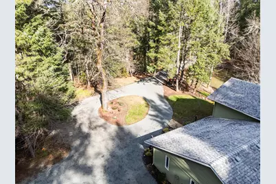 304 Woodlake Drive, Grants Pass, OR 97527 - Photo 37