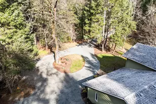 304 Woodlake Dr, Grants Pass, OR 97527 - Photo 37