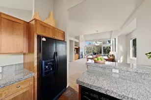 661 Sagebush Cir, Redmond, OR 97756 - Photo 13