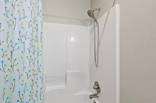 661 Sagebush Cir, Redmond, OR 97756 - Photo 25