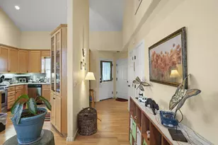 438 NW 19th St, Redmond, OR 97756 - Photo 3