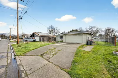 470 De Barr Avenue, Medford, OR 97501 - Photo 29