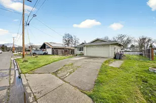 470 De Barr Ave, Medford, OR 97501 - Photo 29