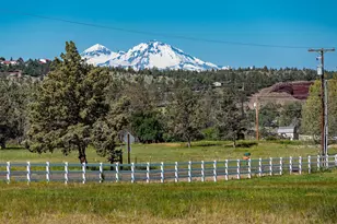 6419 NE Juniper Ridge Rd, Redmond, OR 97756 - Photo 13