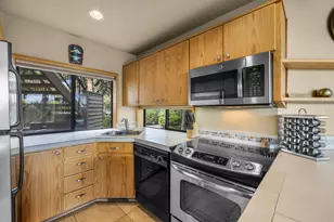 19717 SW Mount Bachelor Dr, Bend, OR 97702 - Photo 11