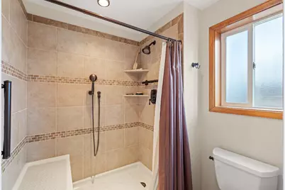 2435 Heritage Way, Medford, OR 97504 - Photo 25