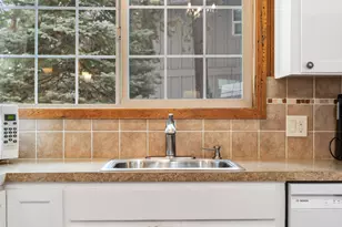 56926 E Park Ln, Sunriver, OR 97707 - Photo 17