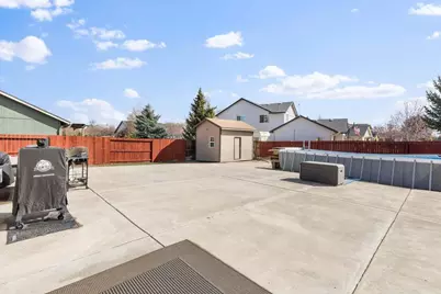 2146 NW 22nd Street, Redmond, OR 97756 - Photo 19