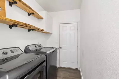 2146 NW 22nd Street, Redmond, OR 97756 - Photo 11