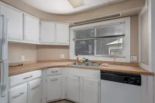 60924 Targee Dr, Bend, OR 97702 - Photo 7