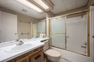 60924 Targee Dr, Bend, OR 97702 - Photo 17