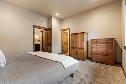 714 S Wrangler Court, Sisters, OR 97759 - Photo 17