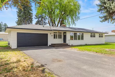 3939 Hope Street, Klamath Falls, OR 97603 - Photo 1