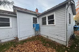 1052 W 12th St, Medford, OR 97501 - Photo 19