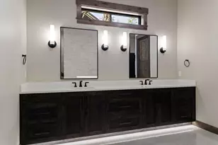 17785 Everwild Cir, Bend, OR 97707 - Photo 11