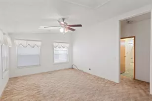 298 Whispering Willow Dr, Grants Pass, OR 97527 - Photo 15