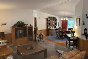 876 Ferry Rd, Grants Pass, OR 97526 - Photo 5