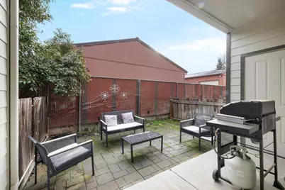 2210 E Barnett Road #6, Medford, OR 97504 - Photo 23