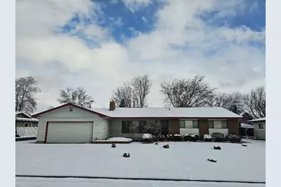 4443 Day Drive, Klamath Falls, OR 97603 - Photo 1