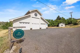 1710 Alisa Ln, Klamath Falls, OR 97601 - Photo 97