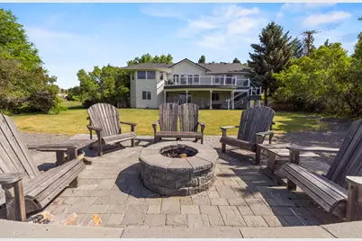 1710 Alisa Lane, Klamath Falls, OR 97601 - Photo 15