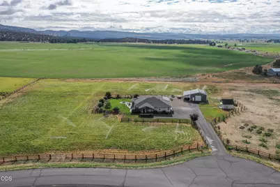 8933 NW Elizabeth Way, Prineville, OR 97754 - Photo 29