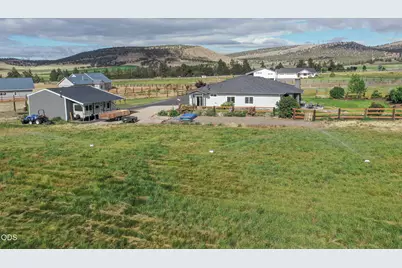 8933 NW Elizabeth Way, Prineville, OR 97754 - Photo 25