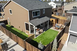 63204 NW Red Butte Ct, Bend, OR 97703 - Photo 35