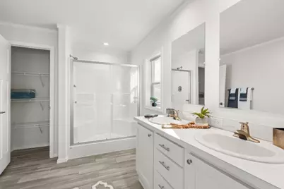 300 Luman Road #200, Phoenix, OR 97535 - Photo 15