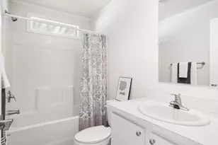 300 Luman Rd, Phoenix, OR 97535 - Photo 9