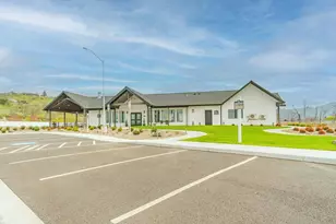 300 Luman Rd, Phoenix, OR 97535 - Photo 19