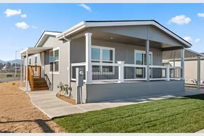 300 Luman Road #200, Phoenix, OR 97535 - Photo 17