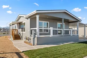 300 Luman Rd, Phoenix, OR 97535 - Photo 17