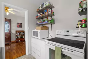 1437 NW Hawthorne Ave, Grants Pass, OR 97526 - Photo 13