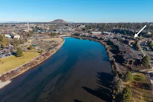 874 SW Crestline Dr, Bend, OR 97702 - Photo 5